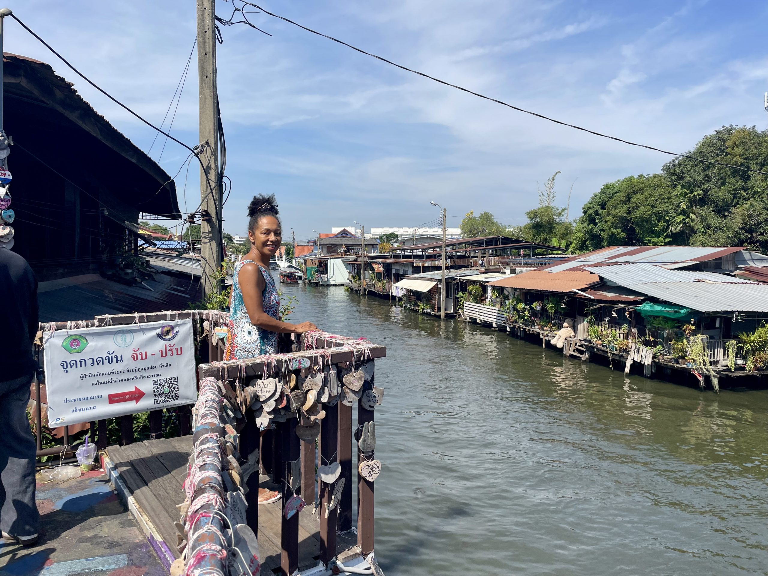 "Khlong Bang Luang Market"
