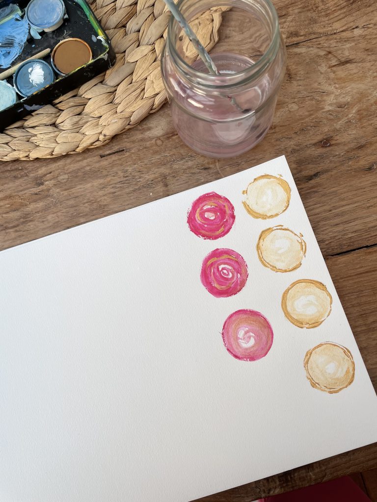 Ein Blatt Papier auf den Kreis gemalt sind