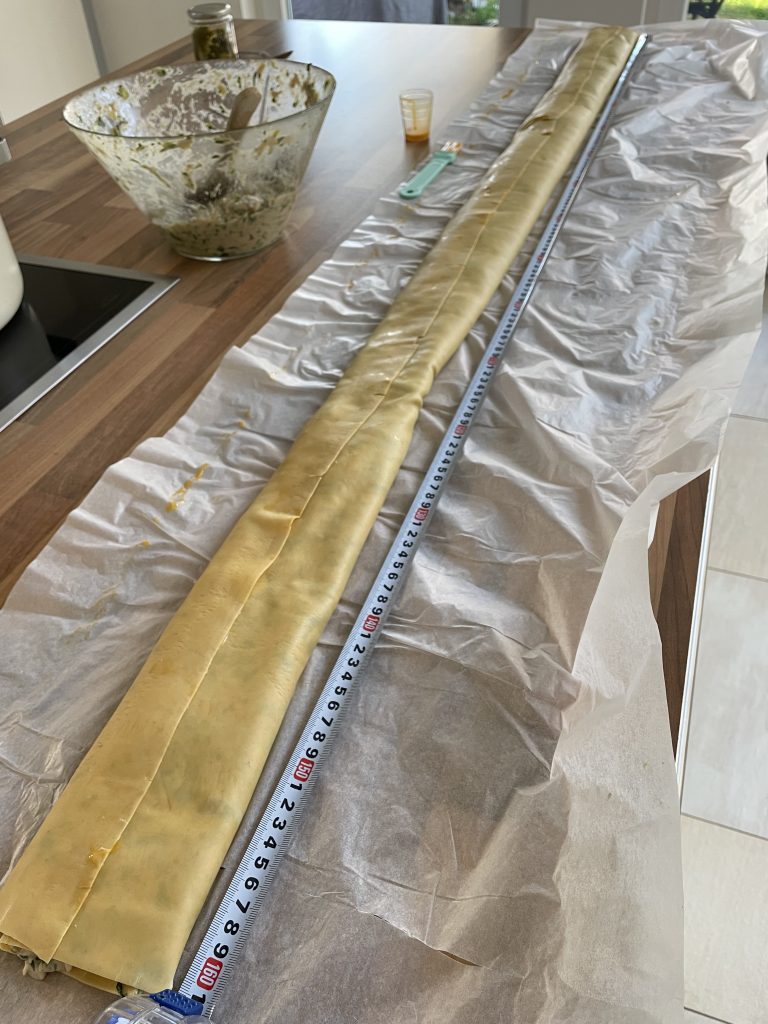 Ein bahn von 1,60 Meter mit Maultaschen