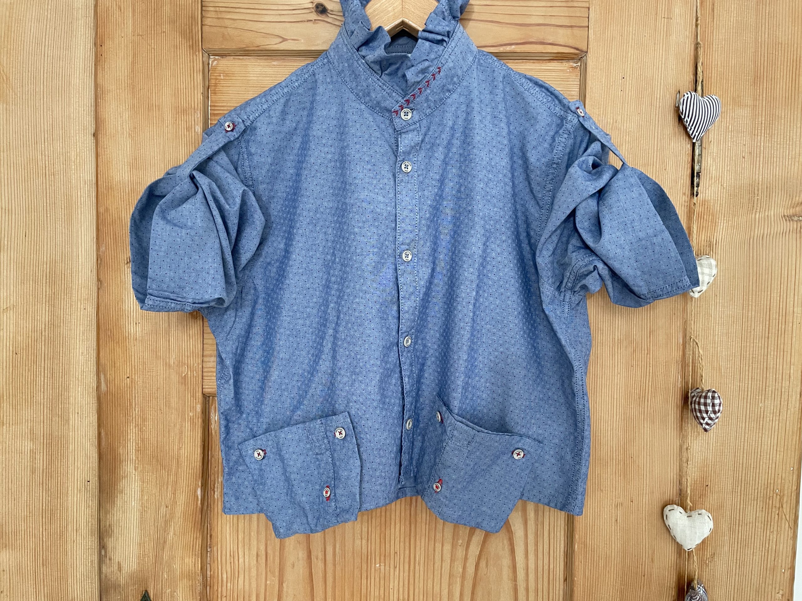 Upcycling – vom Herrenhemd zur Bluse