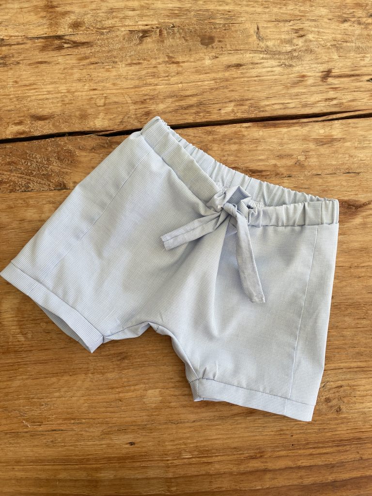 ein kurze Hose