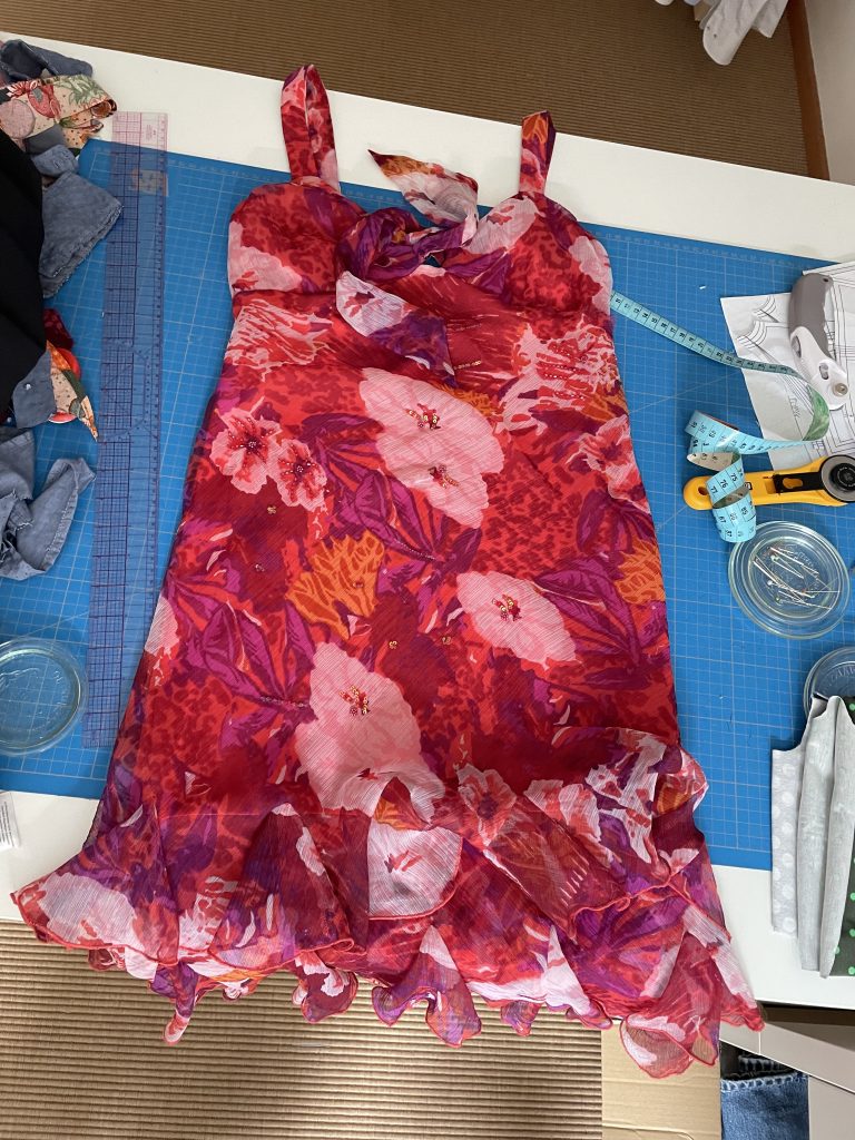 Ein buntes Kleid