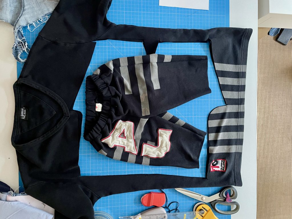Upcycling-Projekt: Baby-Hose aus Armani-Shirt
