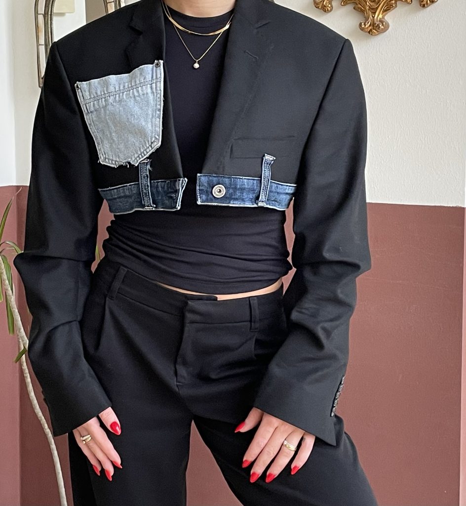 Monatsrückblick Juli 2025 eine Upcycling Jacke aus Herren-Sakko und Jeans